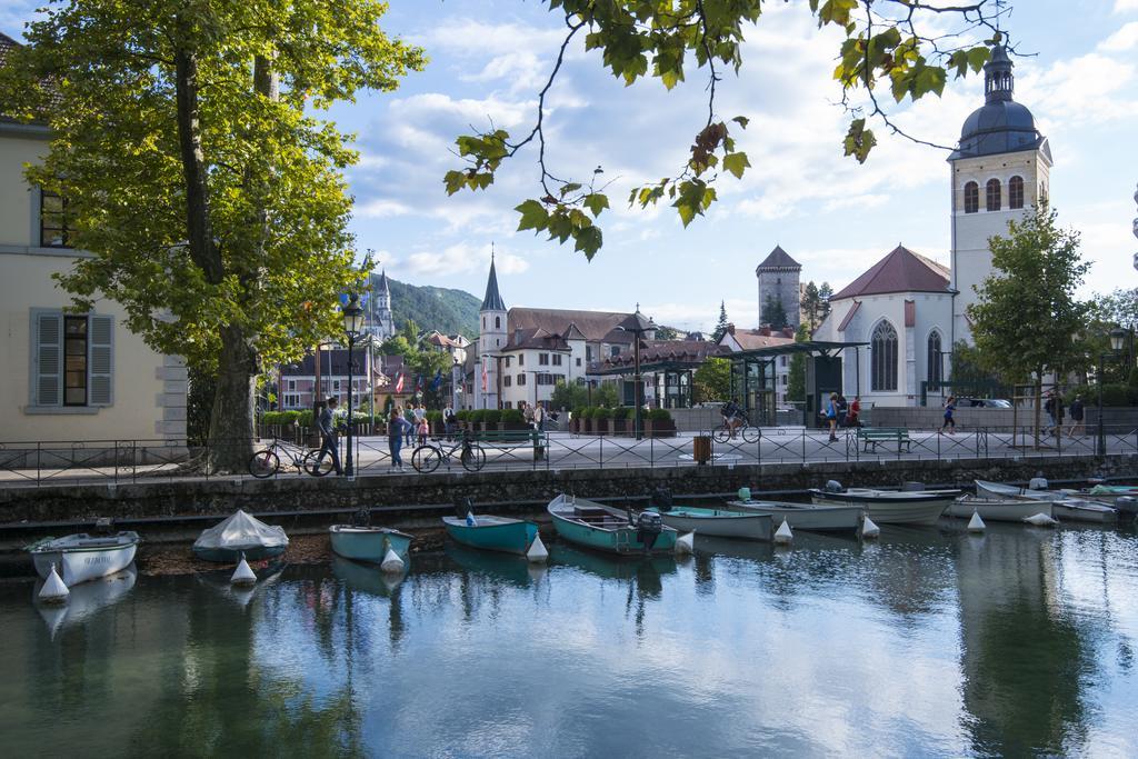 Campanile Annecy - Cran Gevrier Ξενοδοχείο Εξωτερικό φωτογραφία